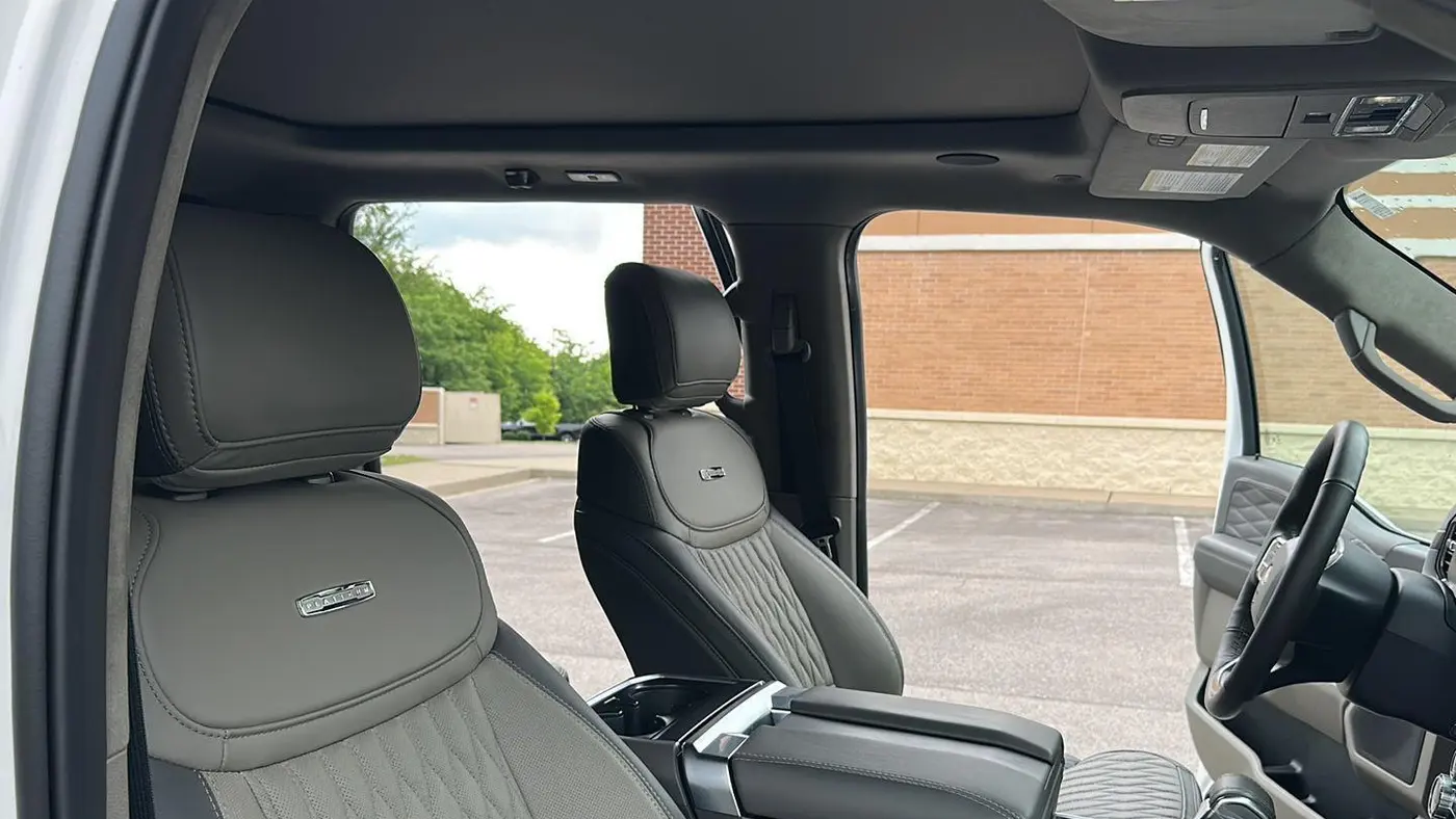 2025 Ford F-150 Platinum