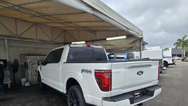 2025 Ford F-150 Platinum