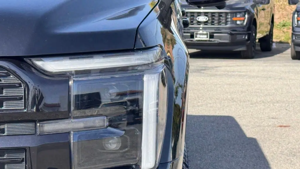 2025 Ford F-150 Platinum