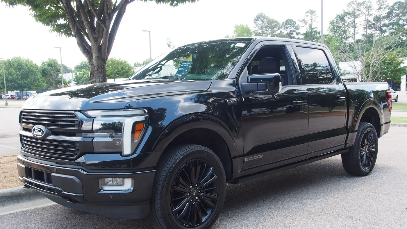 2025 Ford F-150 Platinum