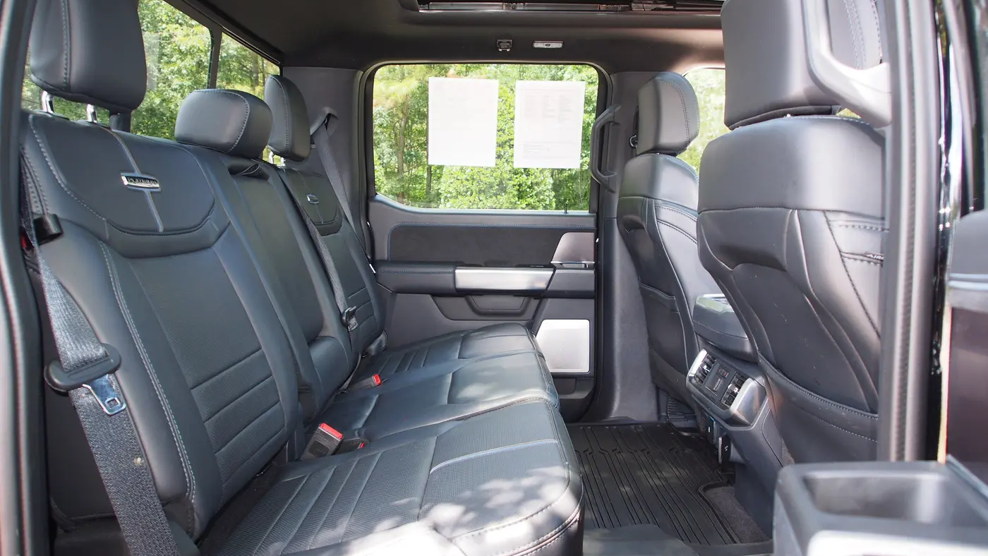 2025 Ford F-150 Platinum
