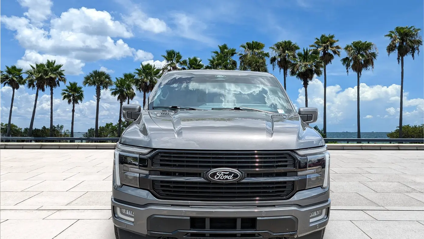 2025 Ford F-150 Platinum