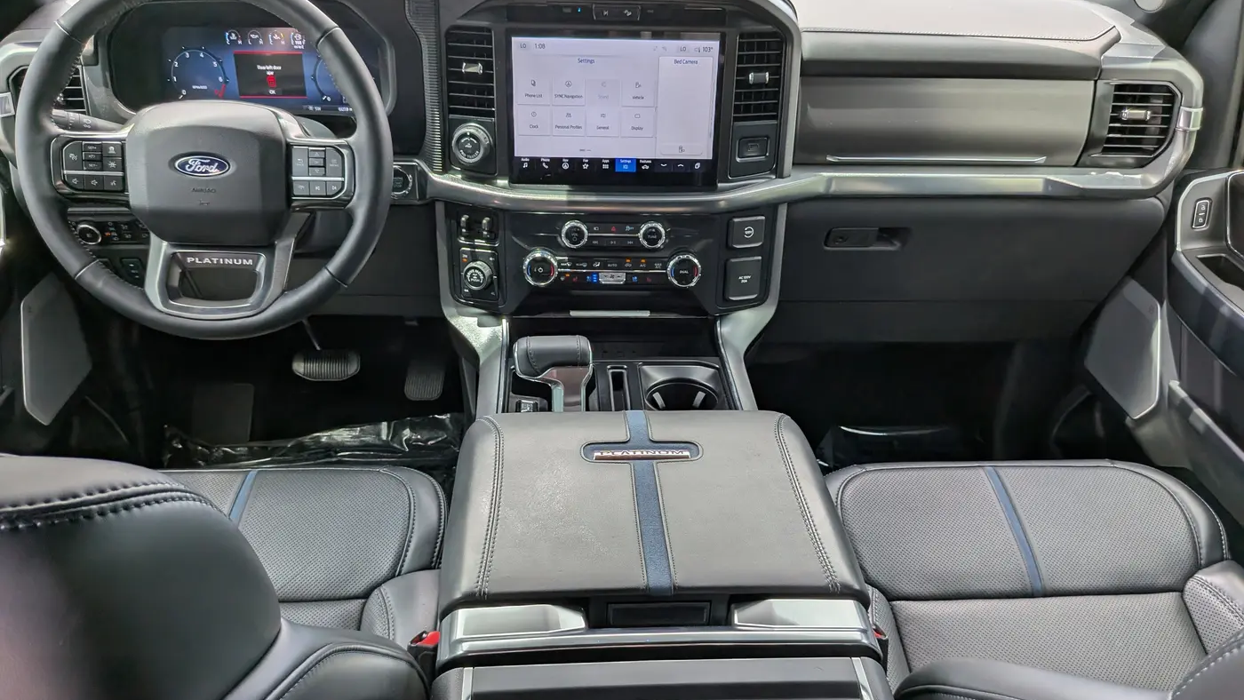 2025 Ford F-150 Platinum
