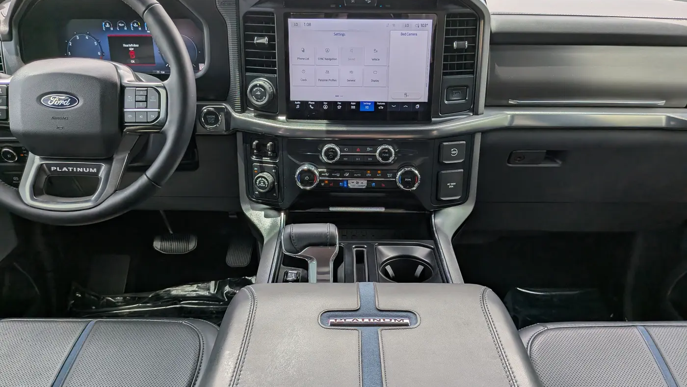 2025 Ford F-150 Platinum