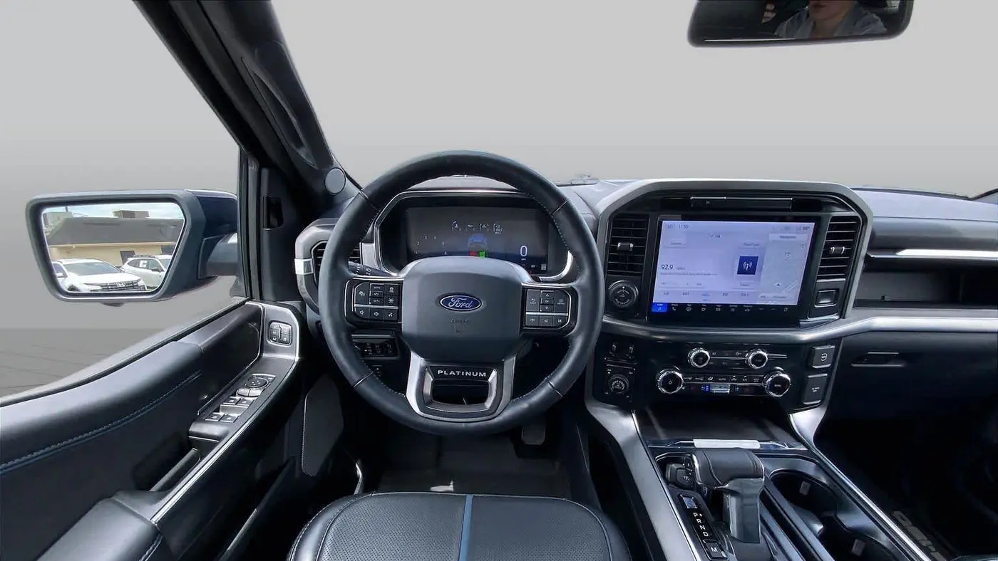 2025 Ford F-150 Platinum