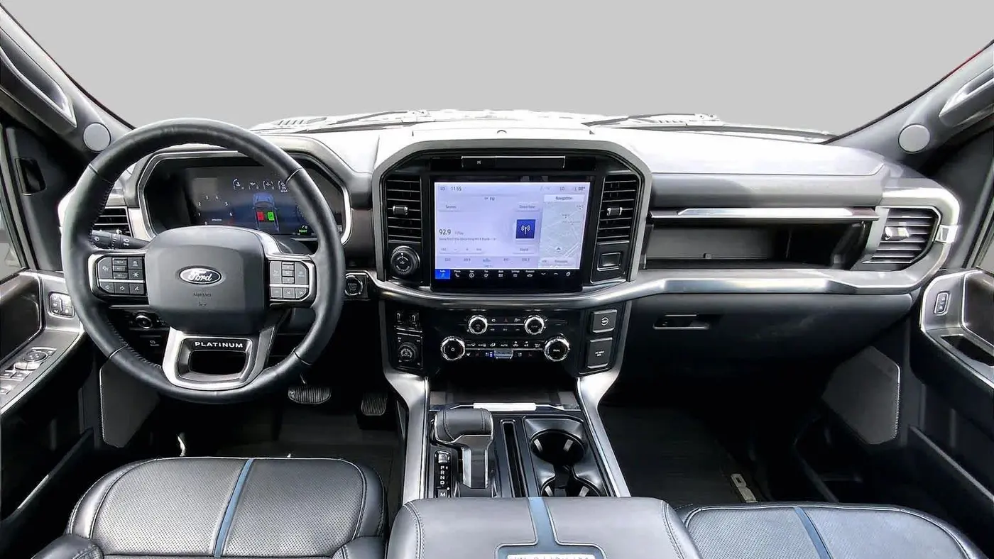 2025 Ford F-150 Platinum
