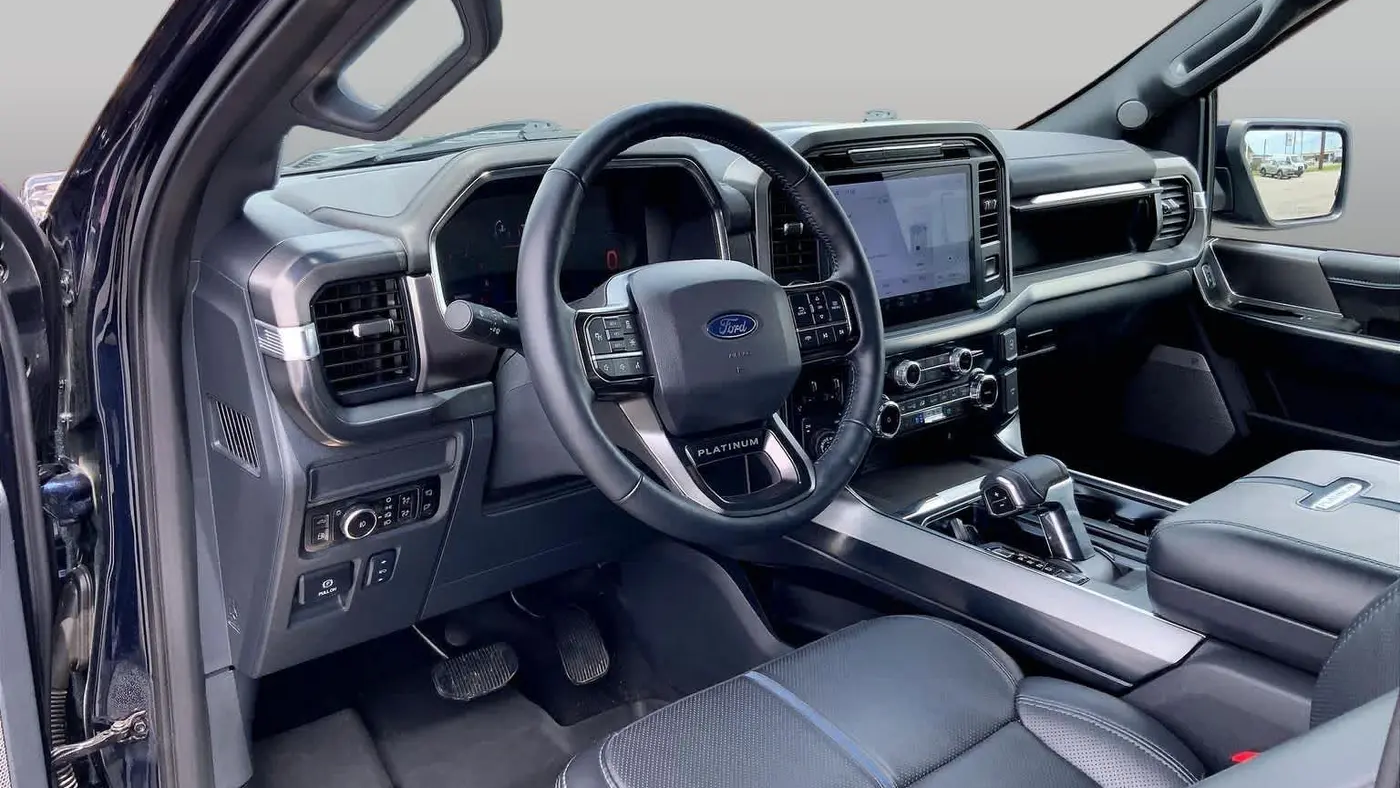 2025 Ford F-150 Platinum