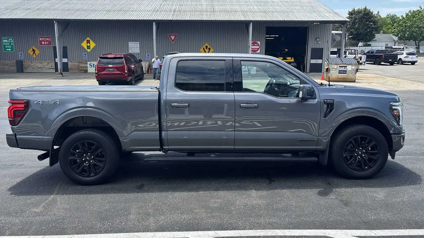 2024 Ford F-150 Platinum