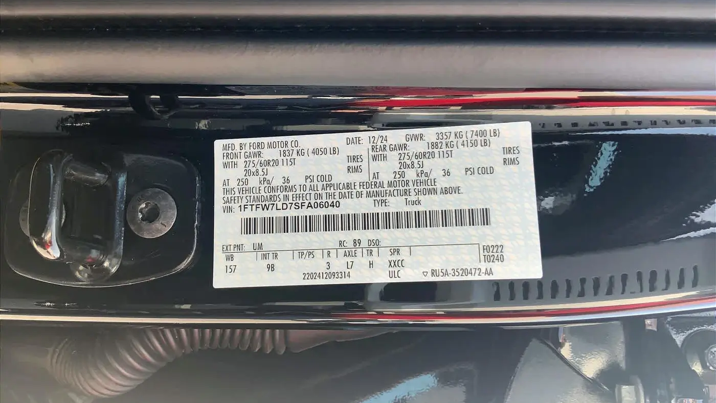 2025 Ford F-150 Platinum