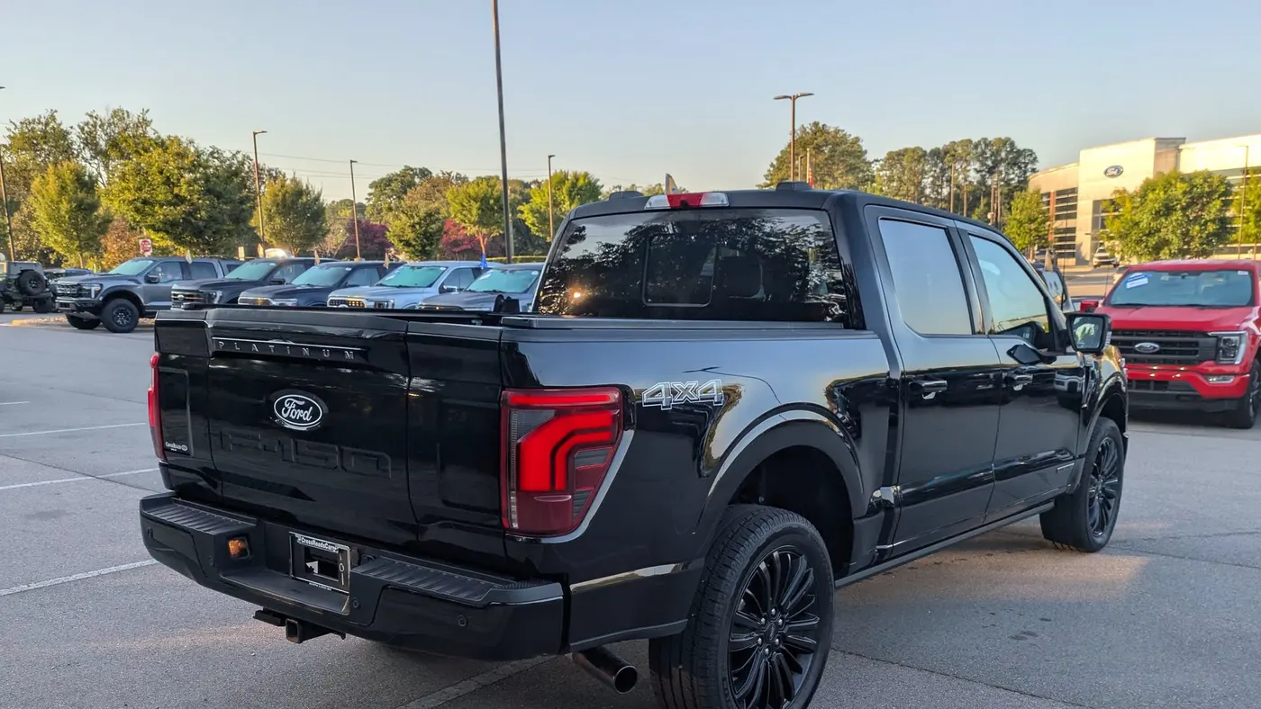 2025 Ford F-150 Platinum