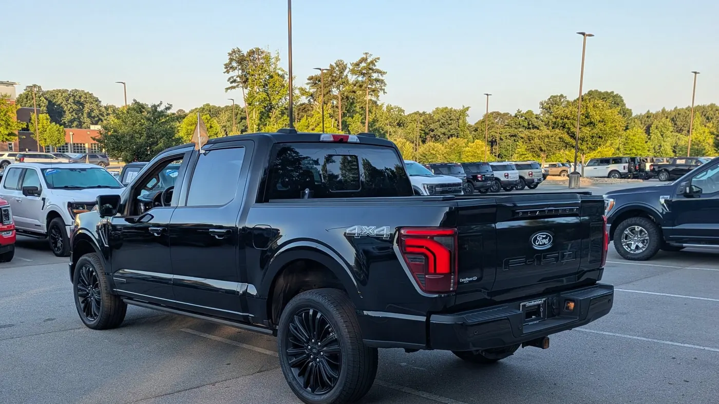 2025 Ford F-150 Platinum