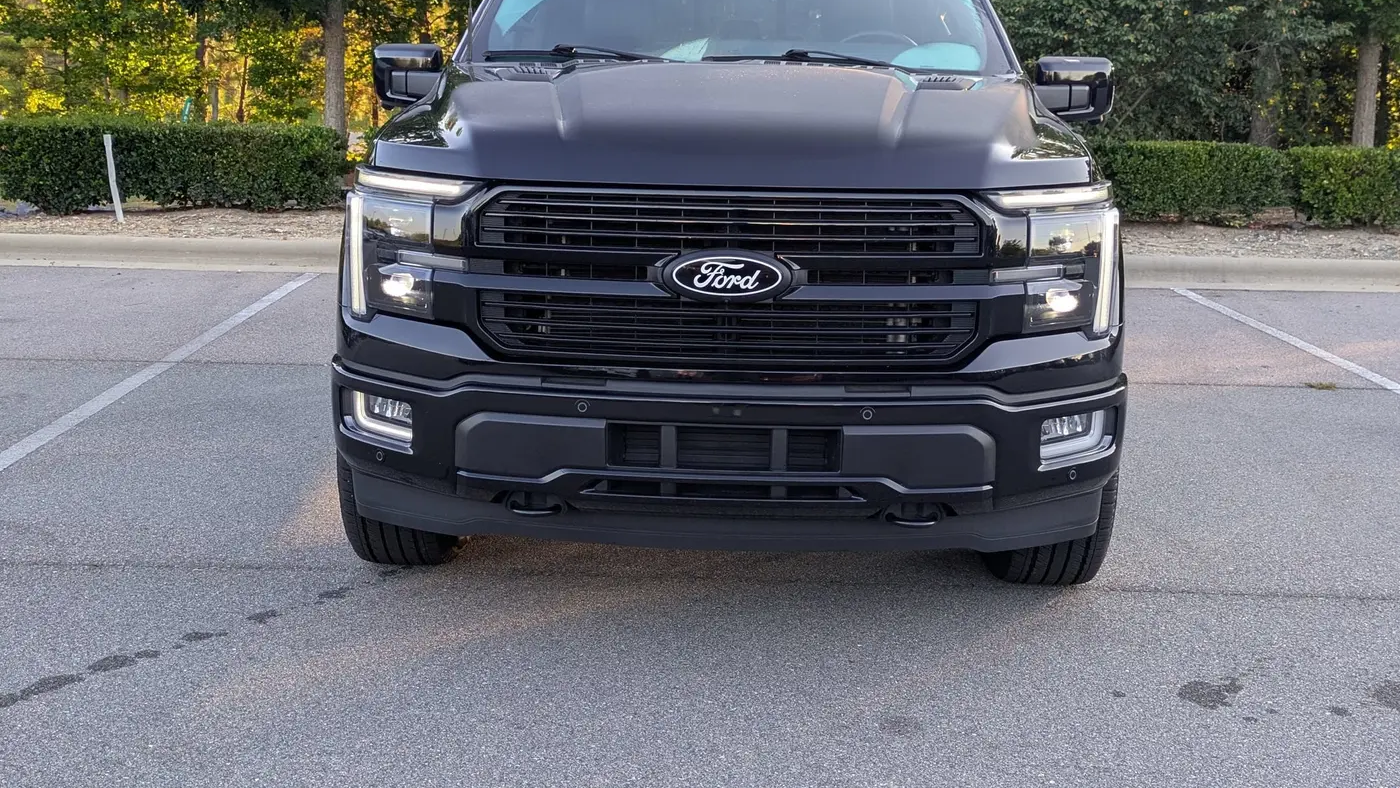 2025 Ford F-150 Platinum