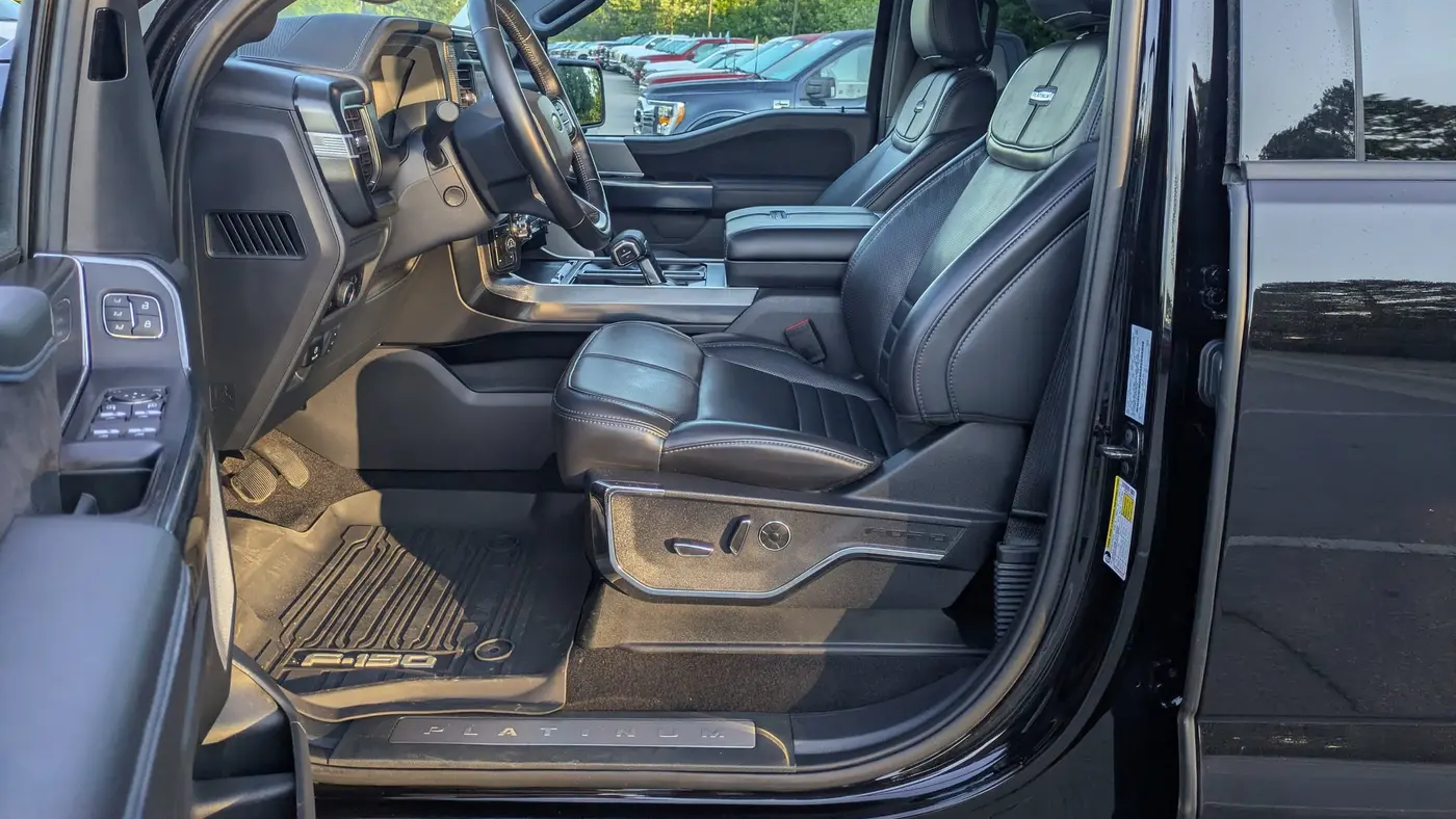 2025 Ford F-150 Platinum