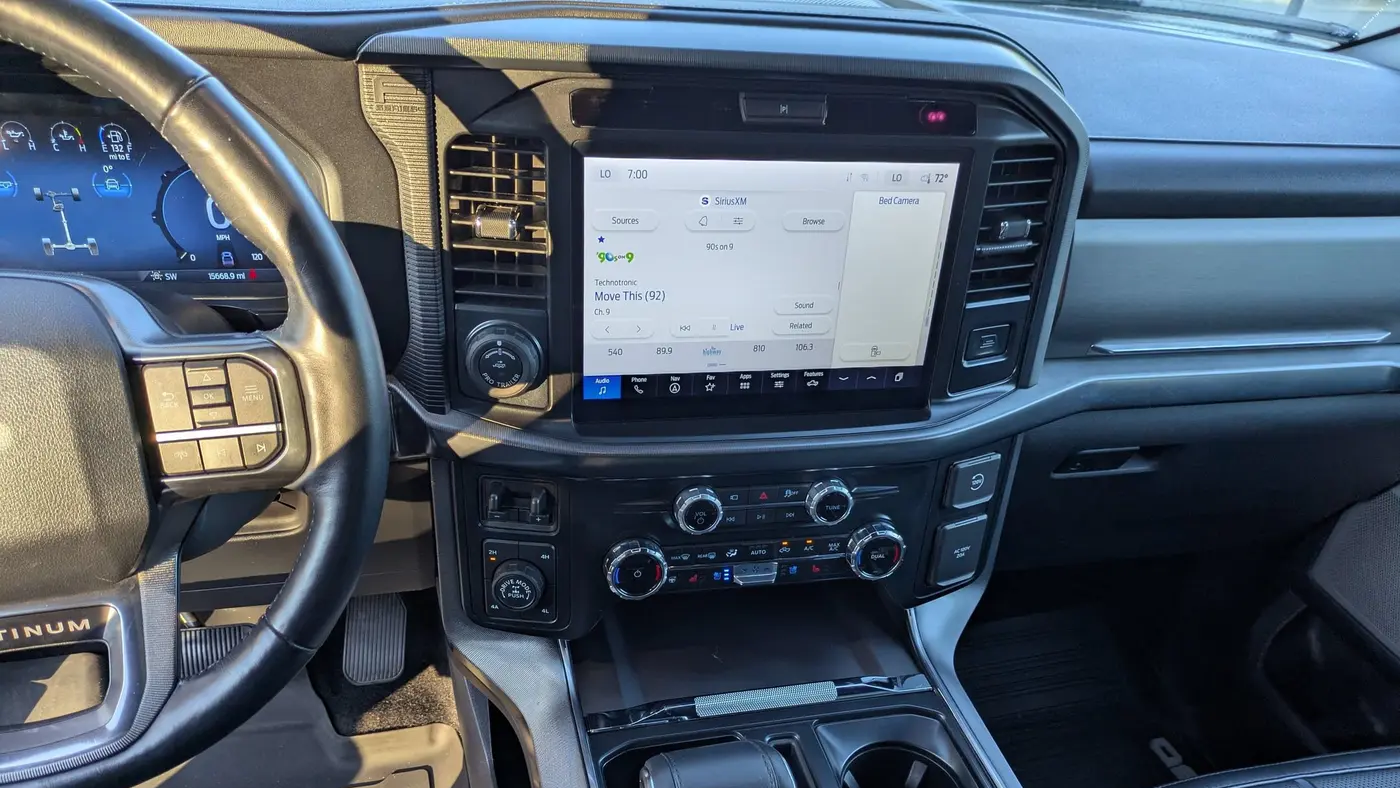 2025 Ford F-150 Platinum