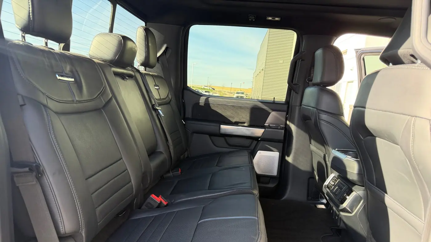 2025 Ford F-150 Platinum