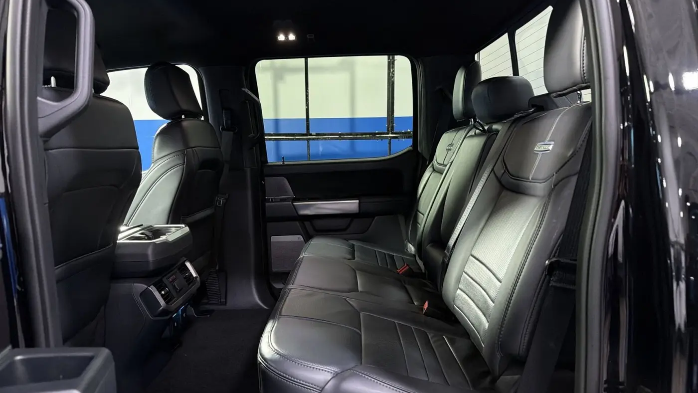 2025 Ford F-150 Platinum