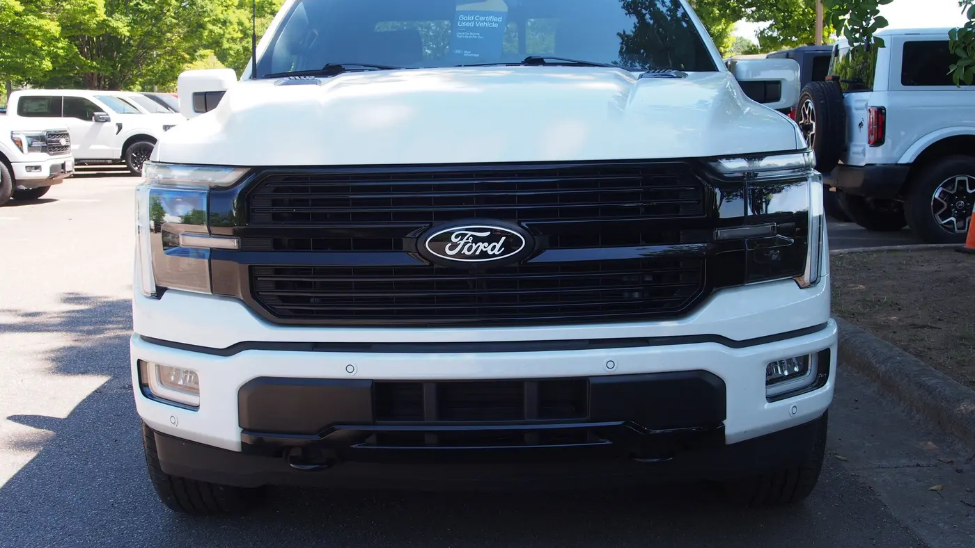 2025 Ford F-150 Platinum