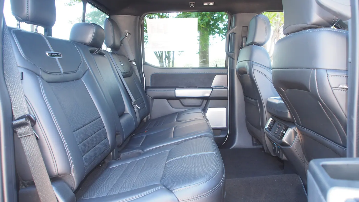 2025 Ford F-150 Platinum
