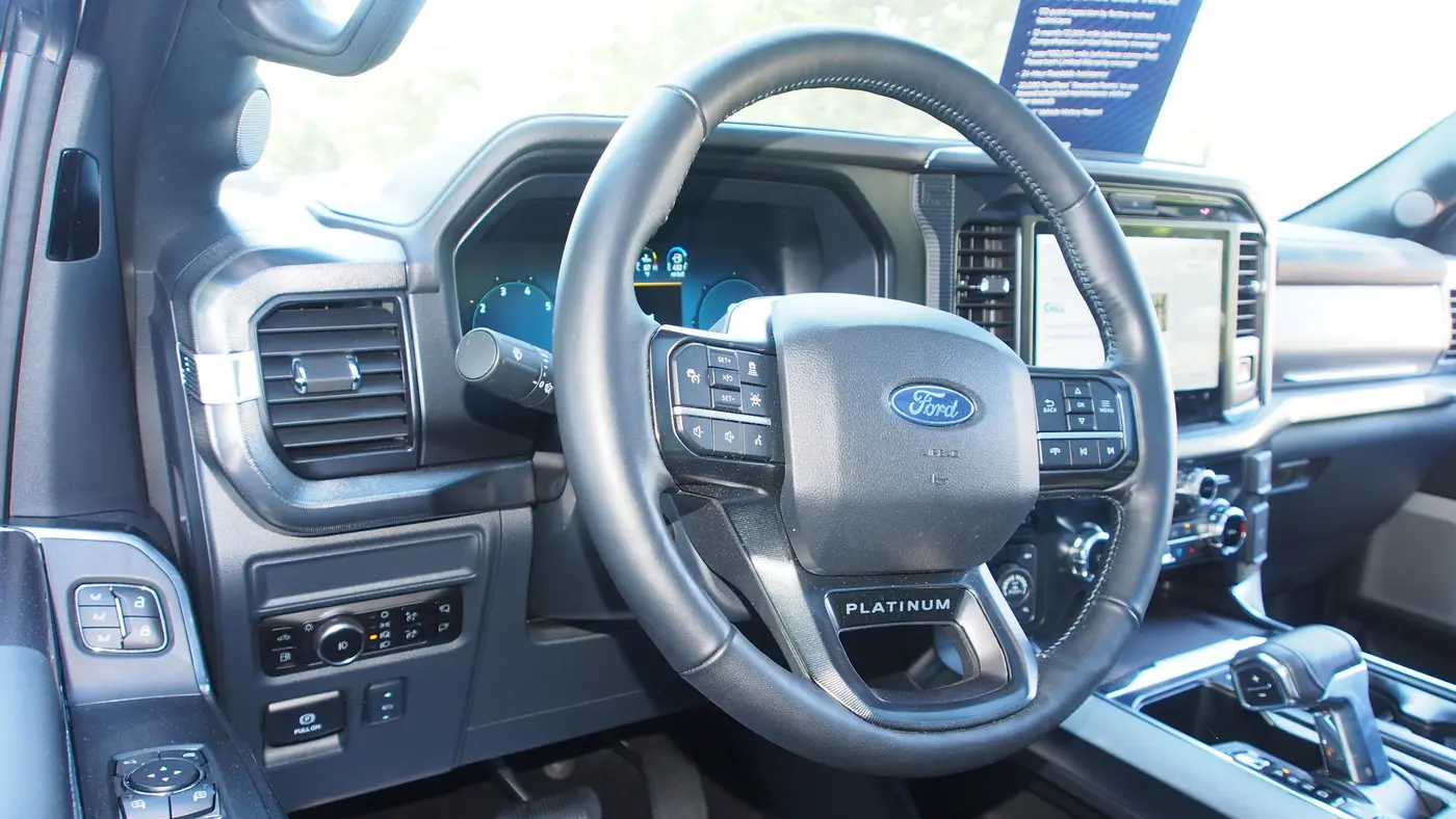 2025 Ford F-150 Platinum