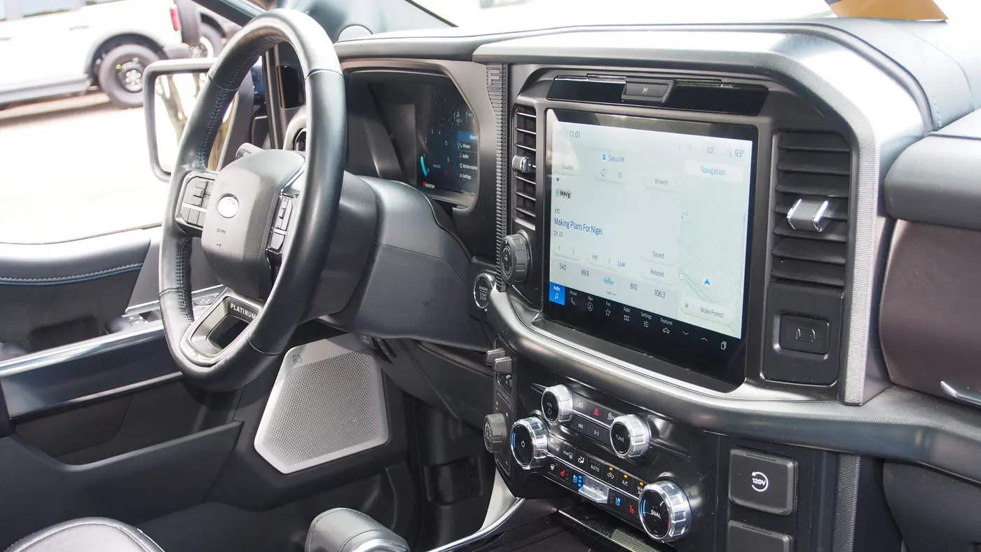 2025 Ford F-150 Platinum