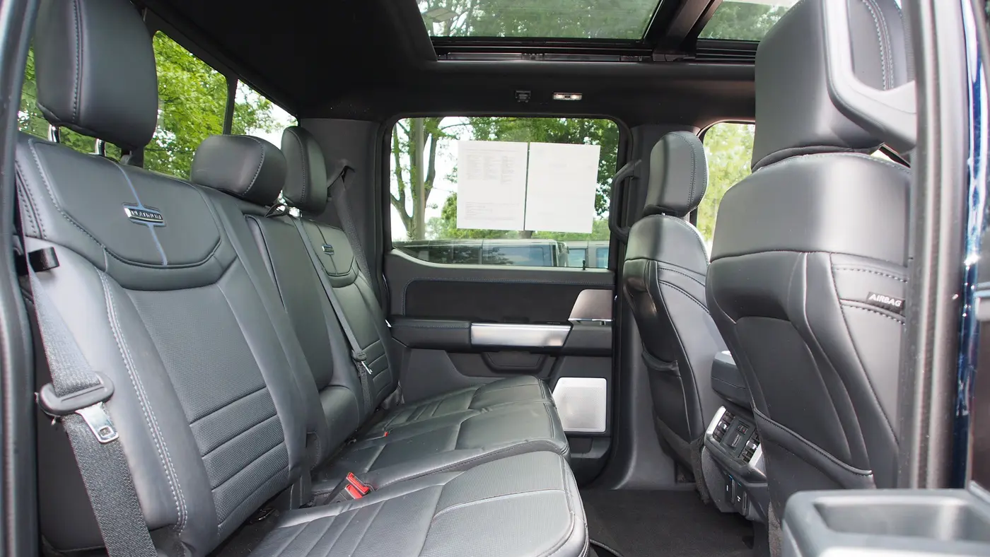2025 Ford F-150 Platinum