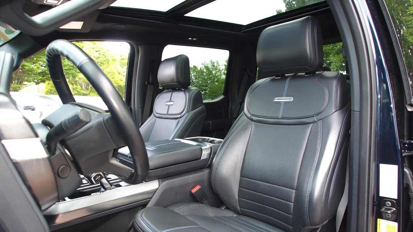 2025 Ford F-150 Platinum