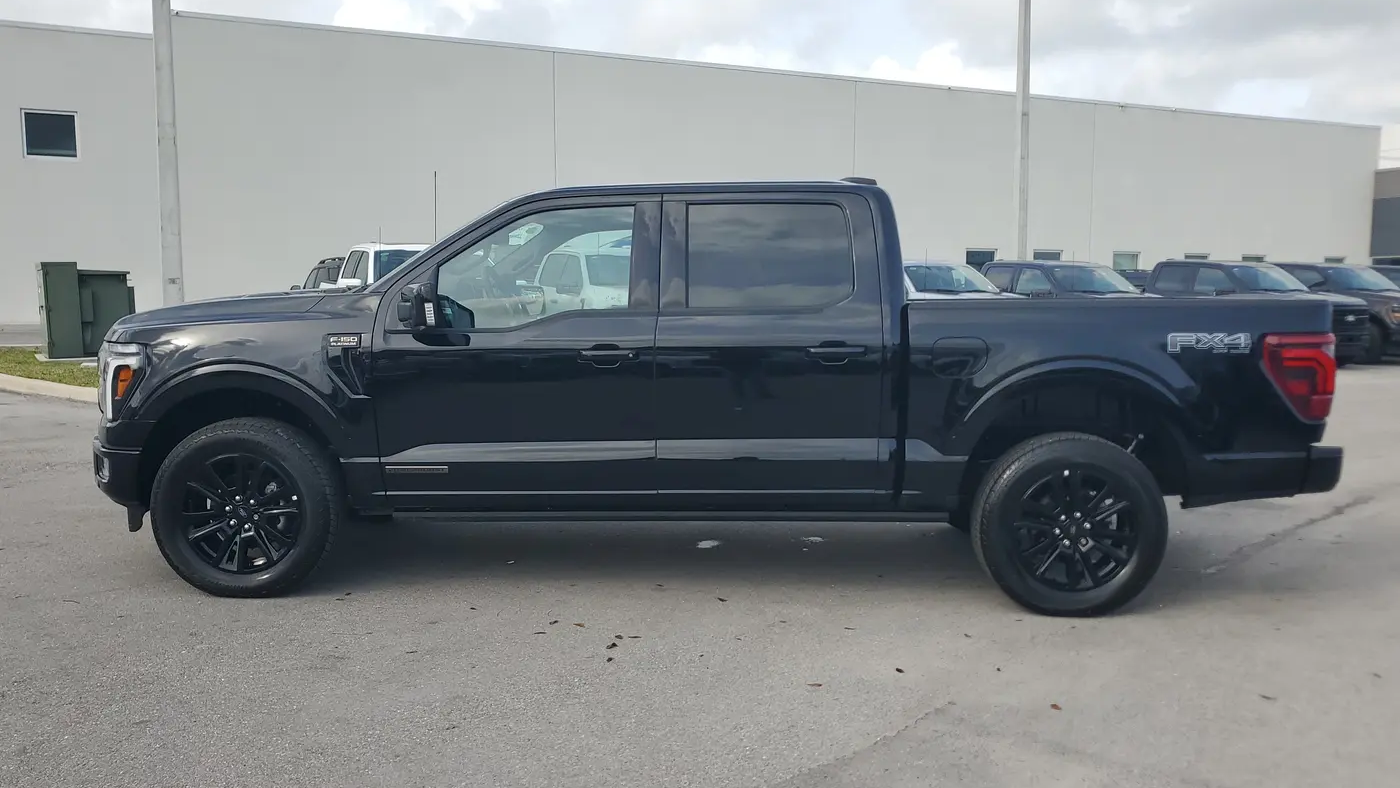 2025 Ford F-150 Platinum