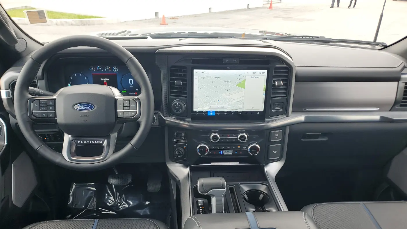 2025 Ford F-150 Platinum