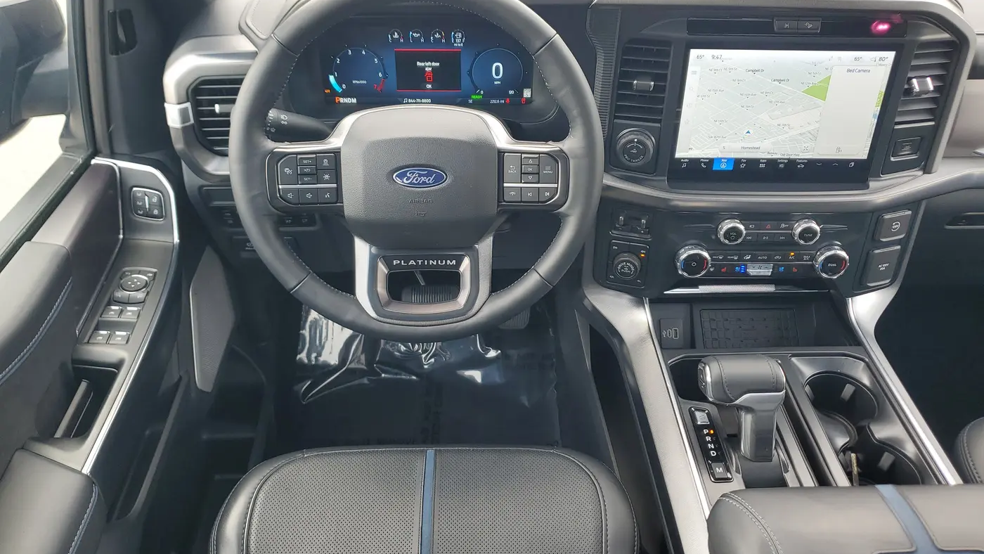 2025 Ford F-150 Platinum