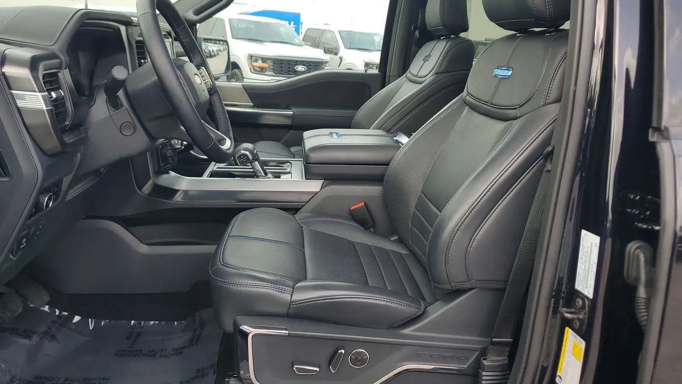 2025 Ford F-150 Platinum