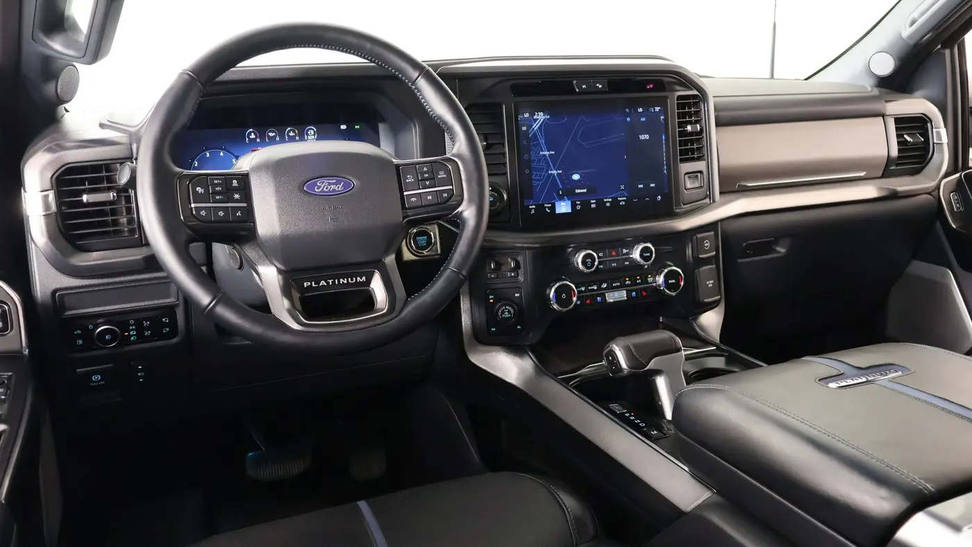 2025 Ford F-150 Platinum