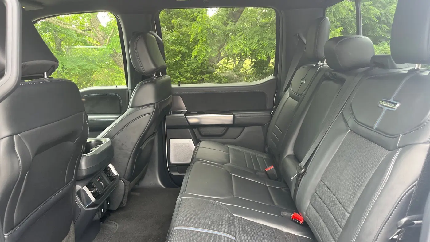 2025 Ford F-150 Platinum