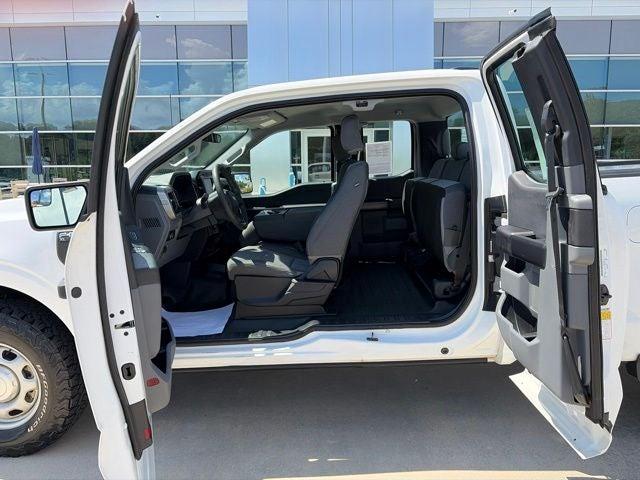 2022 Ford F-150 - $28,199