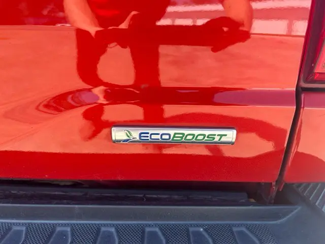 2023 Ford F-150 - $30,772