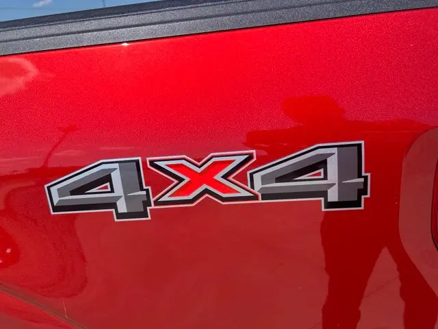 2023 Ford F-150 - $30,772