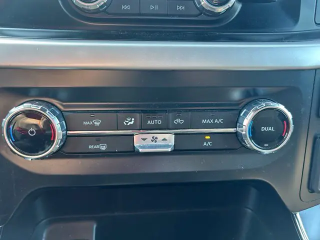 2023 Ford F-150 - $30,772