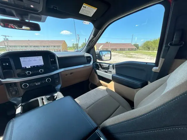2023 Ford F-150 - $30,772