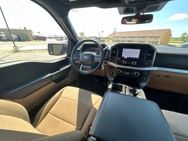 2023 Ford F-150 - $30,772