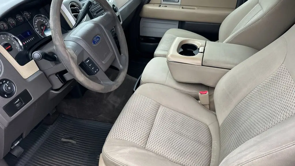 2010 Ford F-150 XL