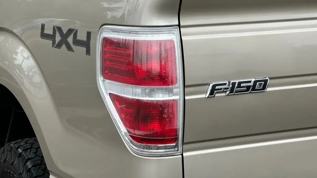 2010 Ford F-150 XL
