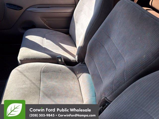 1996 Ford F-250 - $9,569