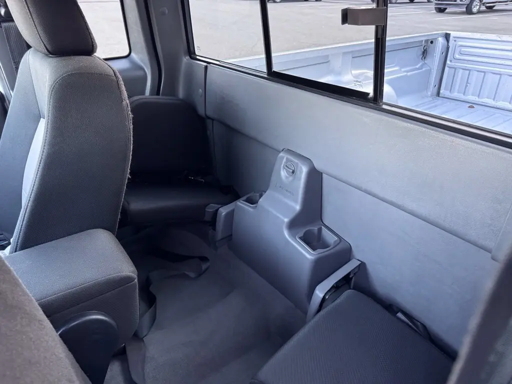 2010 Ford Ranger - $11,000