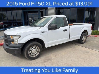 2016 Ford F-150 4X2 XLT 2DR Regular Cab 8 FT. LB