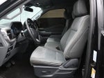 2023 F-150 Thumbnail 18