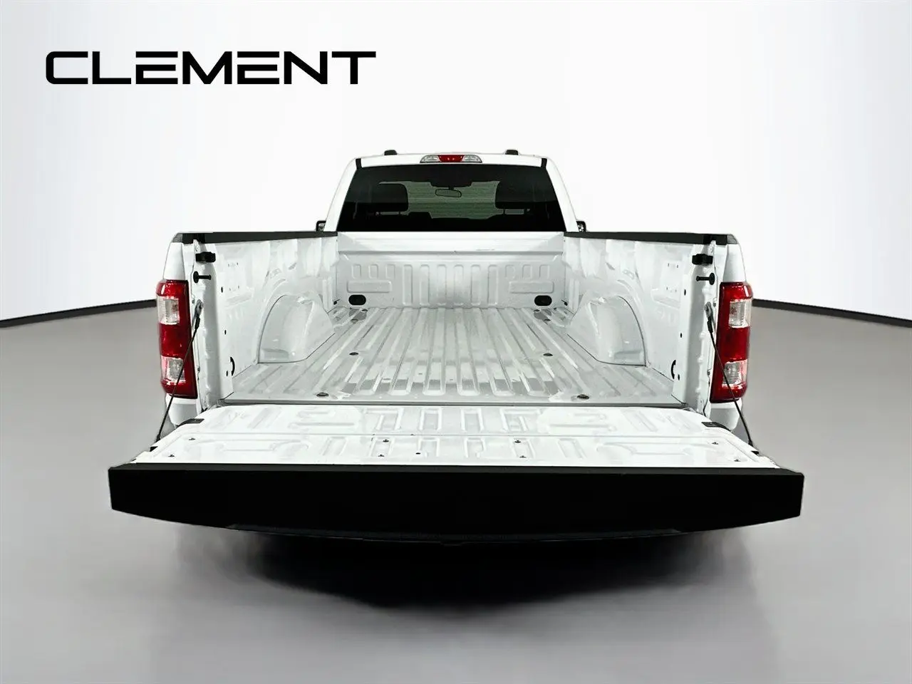 2022 Ford F-150 - $35,170