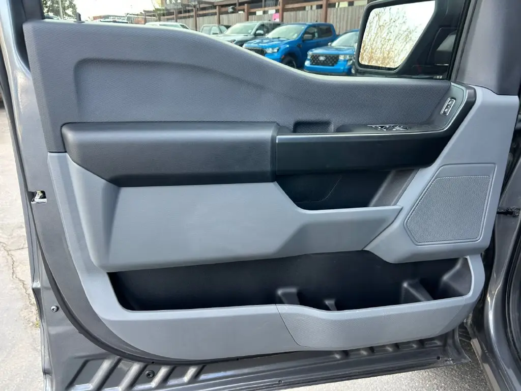 2025 Ford F-150 - $46,999