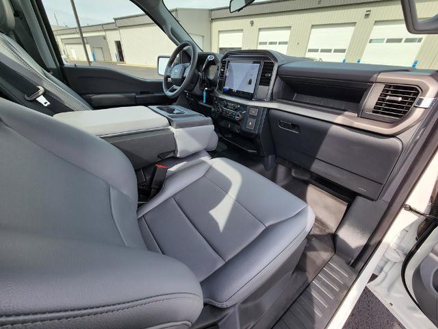 2025 Ford F-150 - $43,945