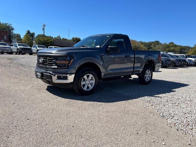 2025 Ford F-150 - $42,500