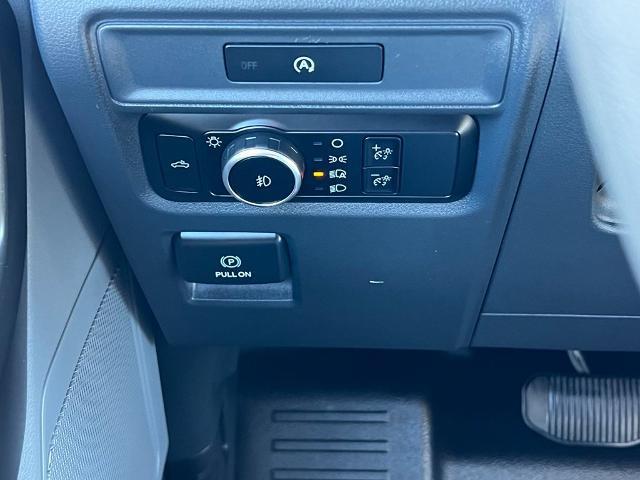 2025 Ford F-150 - $42,500