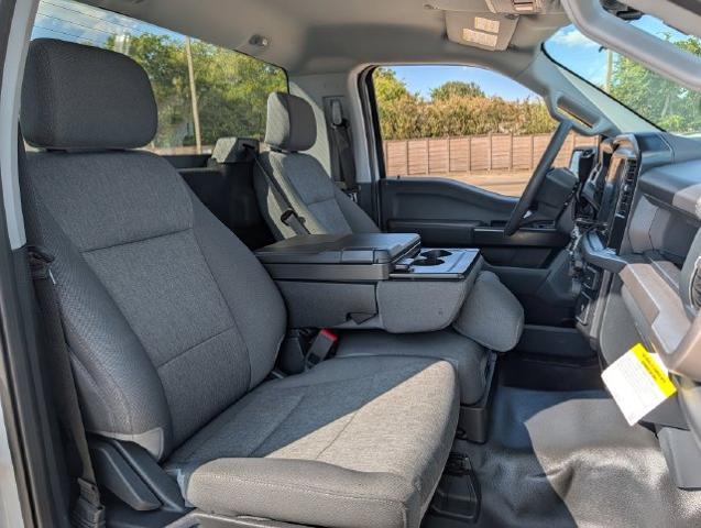 2025 Ford F-150 - $29,999